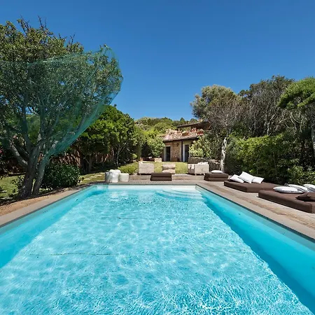 Canguroproperties - Roberta Porto Cervo